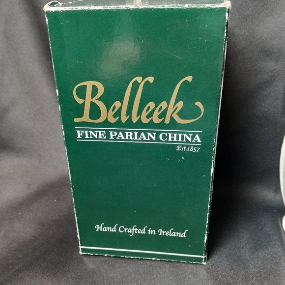 Belleek Durham Vase Hand Crafted Ireland Parian China - Picture 16 of 16